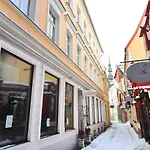 Gleznotaju Old Town Two Bedroom Apartment