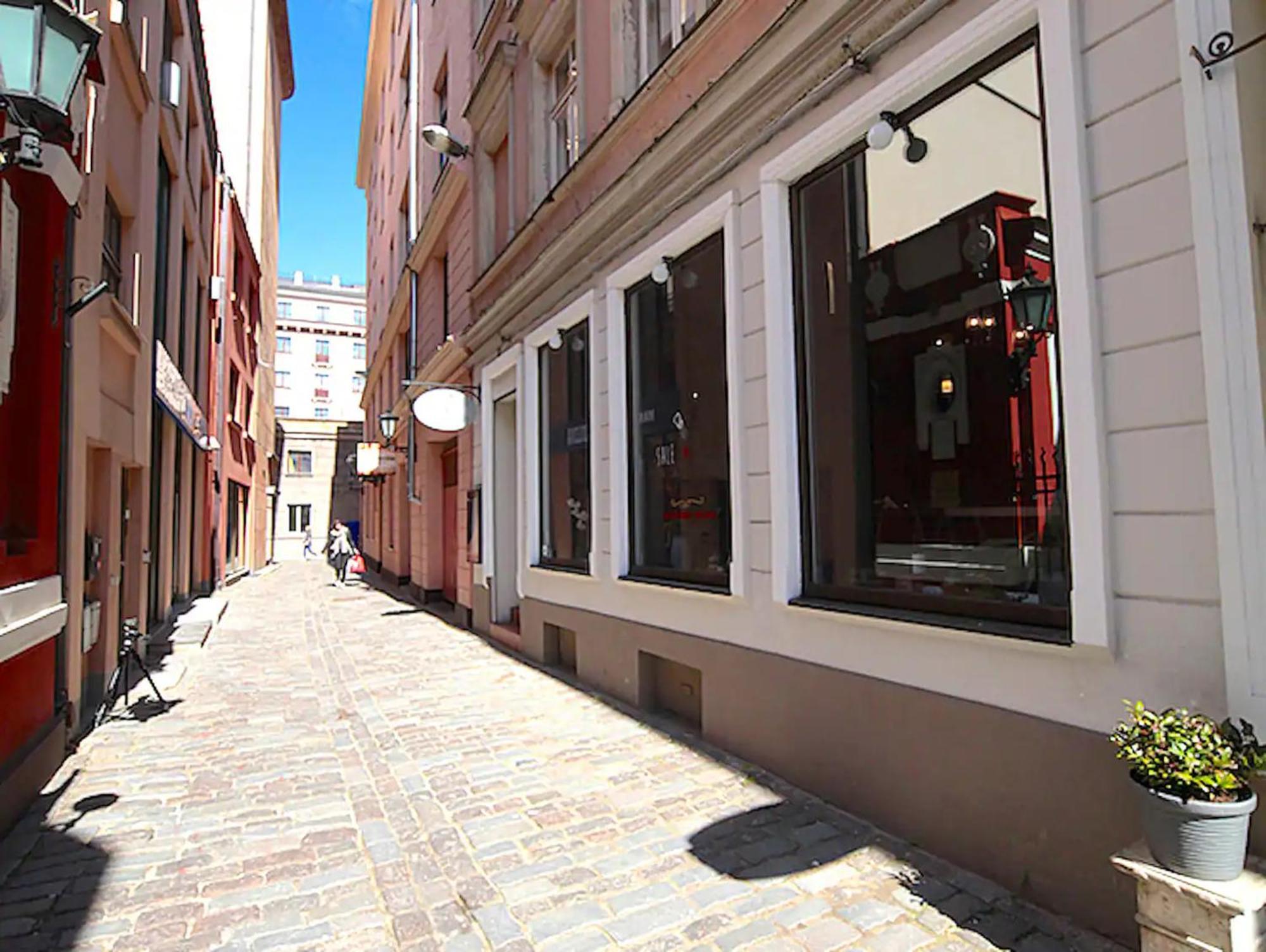 Gleznotaju Old Town Two Bedroom Appartement *
